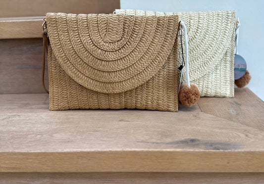 RAFFIA CLUTCH